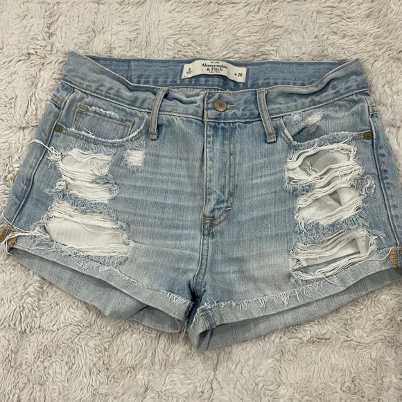 Abercrombie & Fitch Jean Shorts - Picture 1 of 2